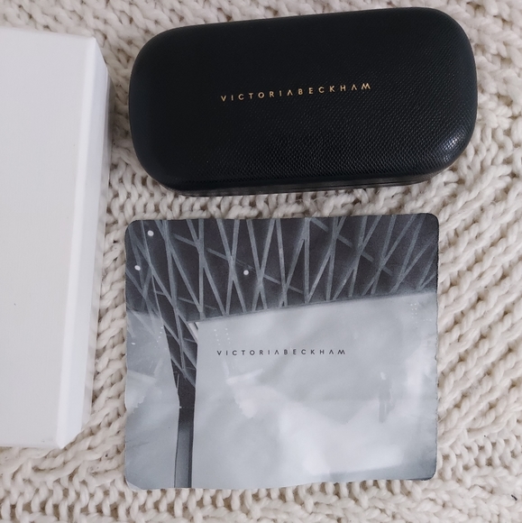 VICTORIA BECKHAM Mirrored Blue Silver Aviator